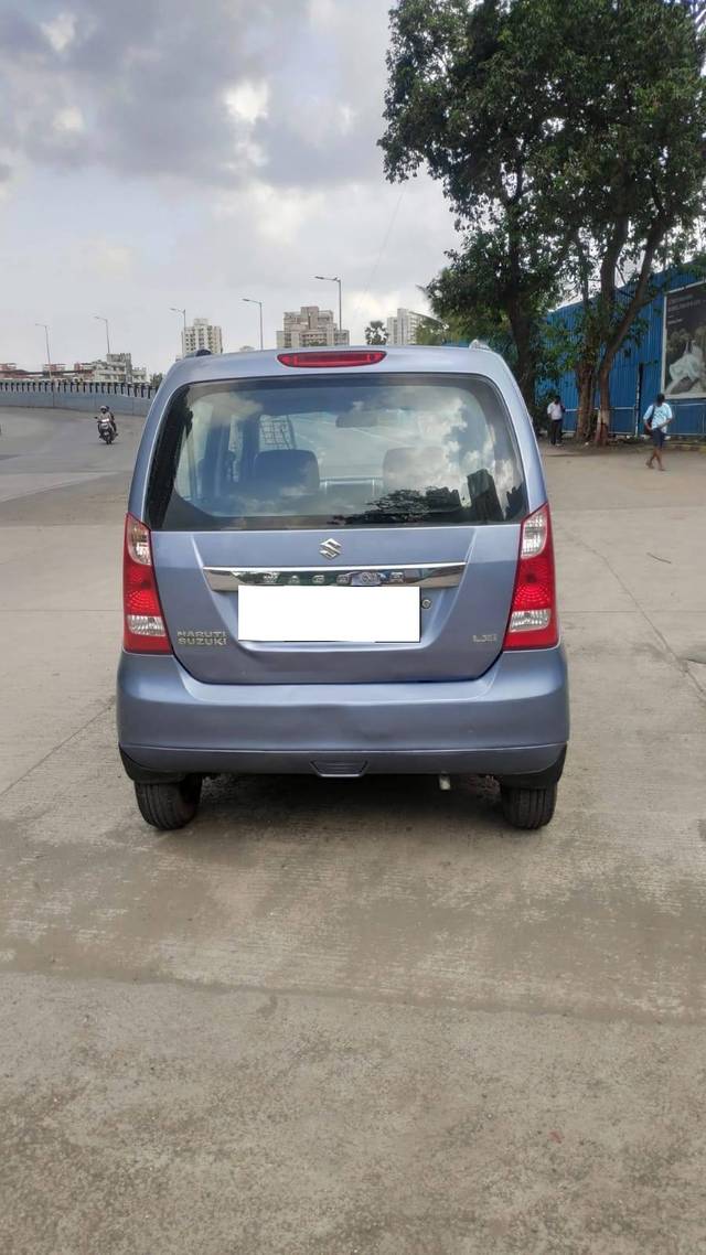 https://images10.gaadi.com/usedcar_image/4568773/original/processed_38056cb88168b1763e0d322c6436919c.jpg?imwidth=6402