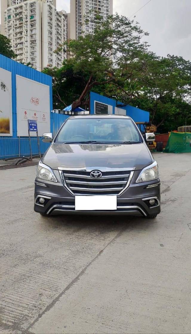 https://images10.gaadi.com/usedcar_image/4568775/original/processed_6680e8b89f9f407fb24f792a82498599.jpg?imwidth=6400