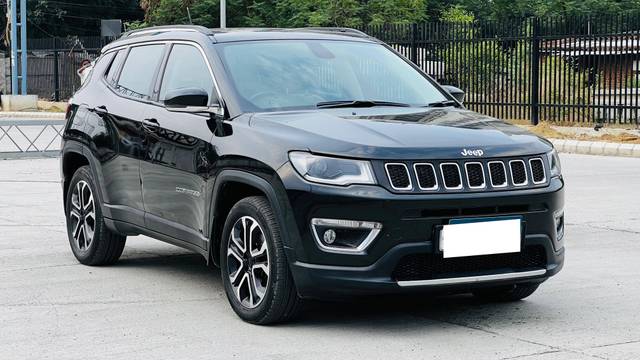 https://images10.gaadi.com/usedcar_image/4568780/original/processed_4c4e804f8e4efecba3d1f7d4c54f53a0.jpg?imwidth=6400