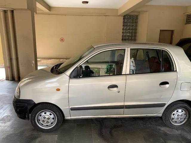 https://images10.gaadi.com/usedcar_image/4568814/original/processed_57181500-8c31-408a-b393-4b7d59b2a7f9.jpeg?imwidth=6400
