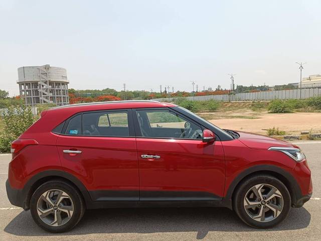 https://images10.gaadi.com/usedcar_image/4568819/original/processed_65fed1977d7166bac356331829ae1c0f.jpg?imwidth=6401