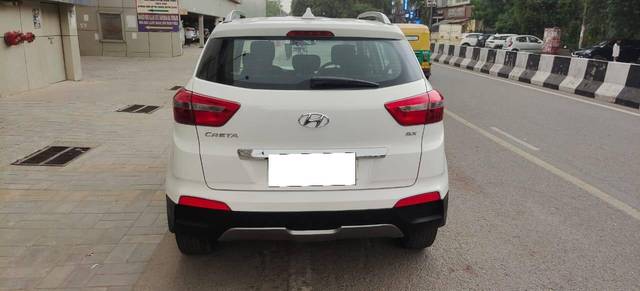 https://images10.gaadi.com/usedcar_image/4568822/original/processed_7434eccf-ad4b-47ff-8c74-9c82e91e80d5.jpg?imwidth=6401