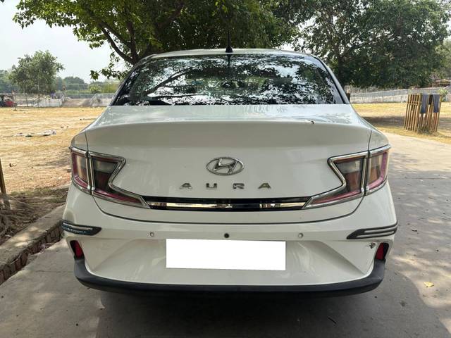 https://images10.gaadi.com/usedcar_image/4568872/original/processed_3f130c80b2b4ab9ff02b5d1da4112e31.jpg?imwidth=6402