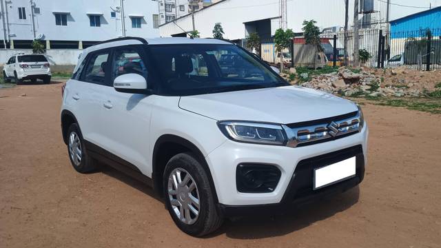 https://images10.gaadi.com/usedcar_image/4568880/original/processed_9adba23903af1c16cdc9b1c04eeffd53.jpg?imwidth=6400