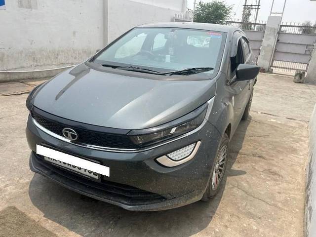 https://images10.gaadi.com/usedcar_image/4568894/original/processed_97c3169b-5321-4a98-b4d8-c6239d48e883.jpeg?imwidth=6401