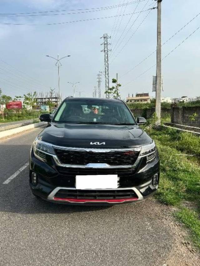 https://images10.gaadi.com/usedcar_image/4568897/original/processed_bd8a0e68-691b-4ff6-a3c0-e0c965e7c645.jpeg?imwidth=6402