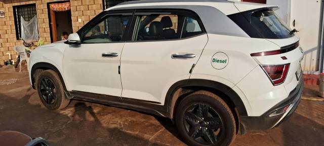 https://images10.gaadi.com/usedcar_image/4568910/original/processed_16e6158b-c69f-446c-a9ce-683bdac48a02.jpg?imwidth=6400