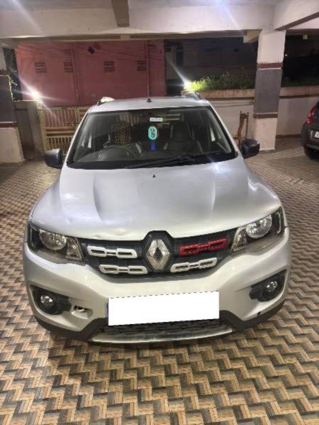 https://images10.gaadi.com/usedcar_image/4568922/original/processed_18e5978a-e53f-45bf-8589-b0ae039c9633.jpeg?imwidth=6400