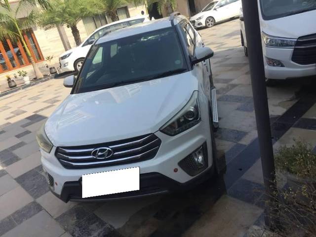 https://images10.gaadi.com/usedcar_image/4568960/original/processed_d23450f9-851c-4f86-ae56-ae5fecacff54.jpg?imwidth=6401
