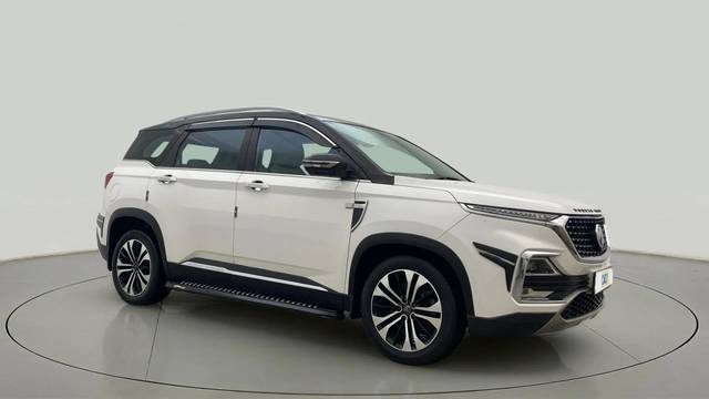 https://images10.gaadi.com/usedcar_image/4568971/original/25b4fe934893037a46cbe6190df8e9ce.jpg?imwidth=6400