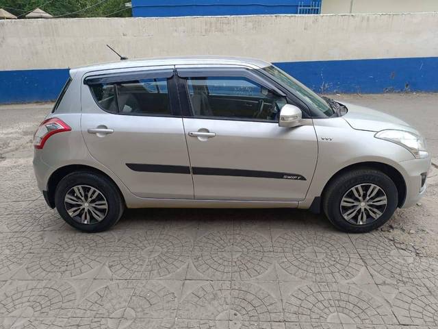 https://images10.gaadi.com/usedcar_image/4568980/original/processed_671f3e01-993d-4310-a0fd-e8df47a45dee.jpg?imwidth=6401