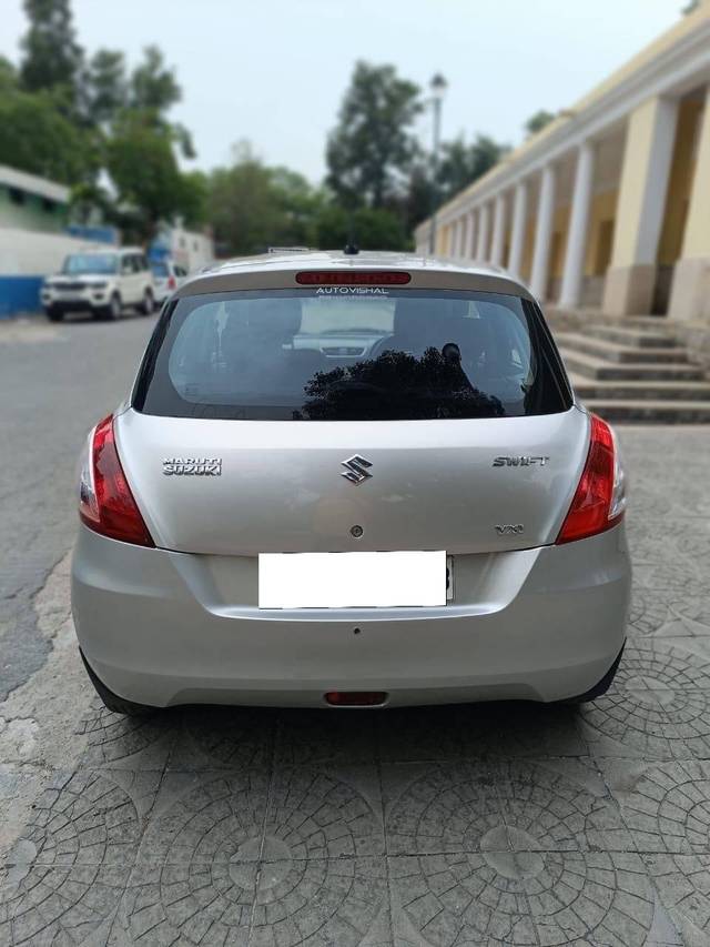 https://images10.gaadi.com/usedcar_image/4568980/original/processed_d36622de-7939-4f7d-89cb-14c02e6393cd.jpg?imwidth=6402