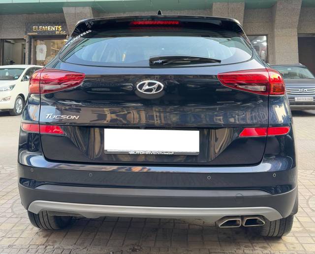 https://images10.gaadi.com/usedcar_image/4569029/original/processed_2ac0778054b43c3c61a5a7457056b80a.jpg?imwidth=6401