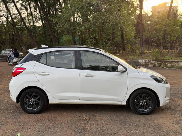 https://images10.gaadi.com/usedcar_image/4569031/original/processed_ed4fec653694da3ca126990489680715.jpg?imwidth=6401