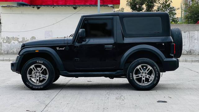 https://images10.gaadi.com/usedcar_image/4569042/original/processed_476b8ec412abbf70d620d8125bdda5d2.jpg?imwidth=6402
