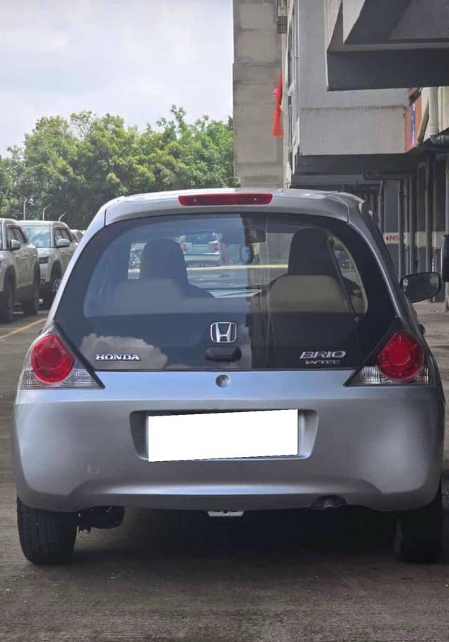 https://images10.gaadi.com/usedcar_image/4569056/original/processed_d09eabfd-19b0-4aea-9efb-c3af70d2a581.jpg?imwidth=6401
