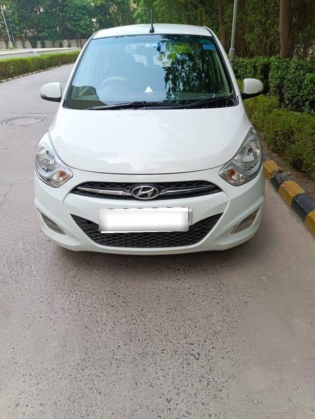 https://images10.gaadi.com/usedcar_image/4569087/original/processed_processed_cce3dec7-6ae5-4253-a239-82c3d6a3acb7.jpg?imwidth=6402