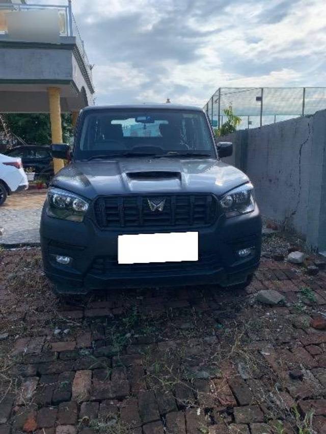 https://images10.gaadi.com/usedcar_image/4569121/original/processed_3448e4bc-0960-4699-9914-9cbae8d3df38.jpeg?imwidth=6401