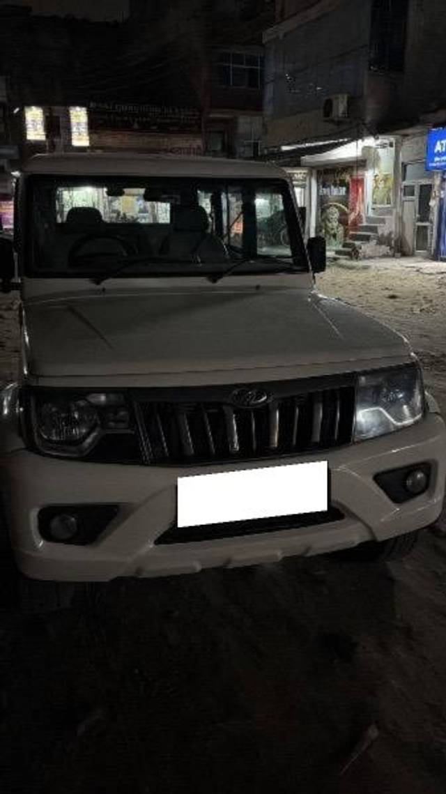 https://images10.gaadi.com/usedcar_image/4569123/original/processed_e2c4355b-c72d-4e40-988a-17983b2b6ae3.jpeg?imwidth=6400