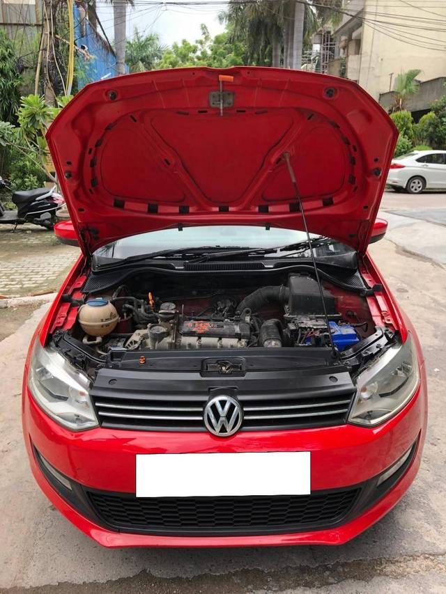 https://images10.gaadi.com/usedcar_image/4569169/original/processed_d994a2350c90702263897335408df41b.jpg?imwidth=6400