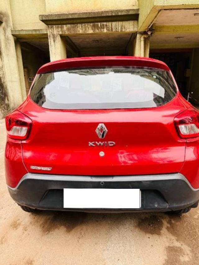 https://images10.gaadi.com/usedcar_image/4569172/original/processed_2b733f93-3352-4f64-9e89-9c0015159f39.jpg?imwidth=6401