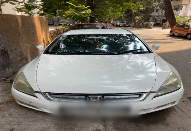 https://images10.gaadi.com/usedcar_image/4569189/original/980515fc-214f-4bf7-8bfa-323b1e3abd4d.?imwidth=6400
