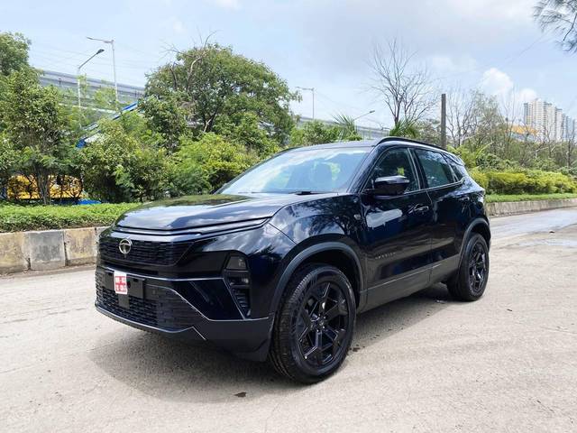 https://images10.gaadi.com/usedcar_image/4569228/original/processed_ade839efd336c4f350ea7024ffa18fe4.jpg?imwidth=6402