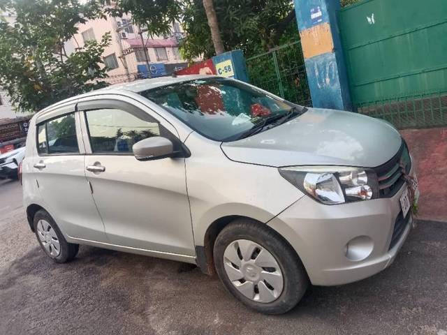 https://images10.gaadi.com/usedcar_image/4569238/original/processed_5d4b4fc5-253a-4c07-bbf1-ce9cdb429dc3.jpg?imwidth=6400