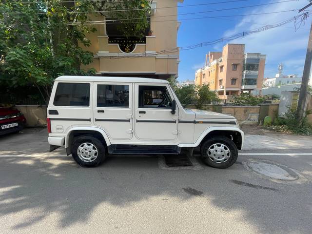 https://images10.gaadi.com/usedcar_image/4569248/original/processed_369a0b72-a1f4-4f69-bf61-c114c8f0a1e7.jpeg?imwidth=6402