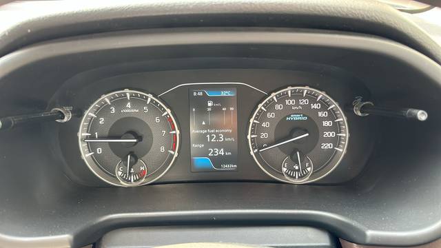 https://images10.gaadi.com/usedcar_image/4569269/original/0b9e2347-1734-41d1-a715-d35411bc5ac2.jpg?imwidth=6402