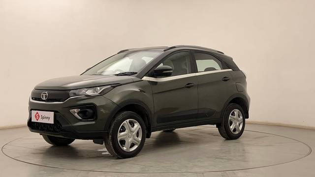 https://images10.gaadi.com/usedcar_image/4569377/original/a914bdb2b88009fff08443c739bee2bf.JPG?imwidth=6400