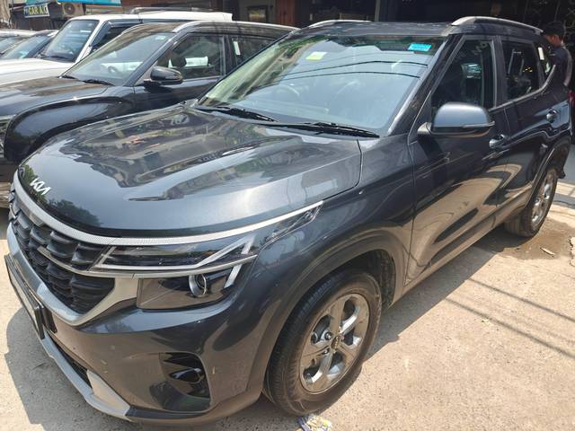 https://images10.gaadi.com/usedcar_image/4569410/original/processed_80554227d08b31b9f45022d0ca13ac4b.jpg?imwidth=6401