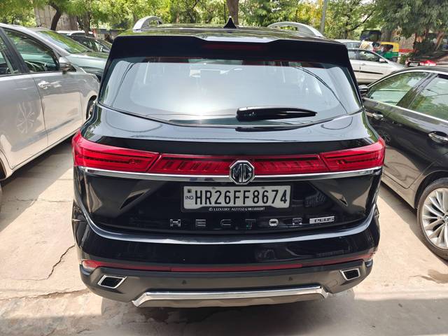 https://images10.gaadi.com/usedcar_image/4569450/original/processed_043215f12248858f98db3448195b5d5d.jpg?imwidth=6401
