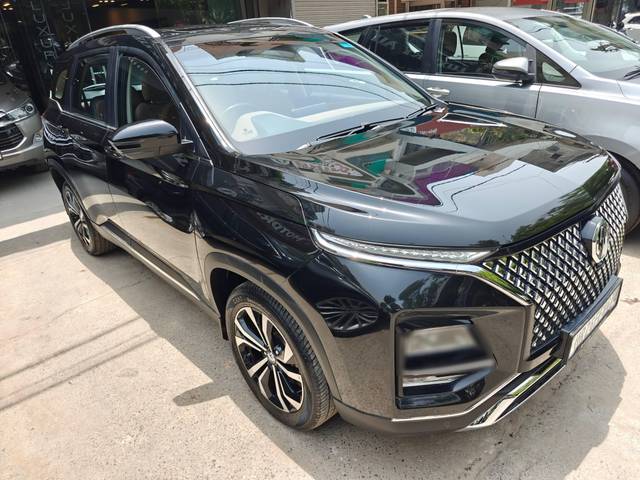 https://images10.gaadi.com/usedcar_image/4569450/original/processed_d9aa110c3c2c1cadcb96cf165568a381.jpg?imwidth=6400