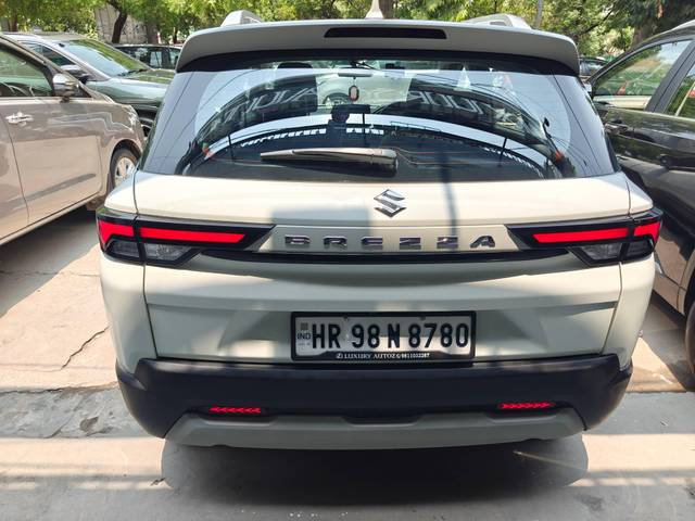 https://images10.gaadi.com/usedcar_image/4569451/original/processed_370d27320055c76badfff33196b2d9f9.jpg?imwidth=6402