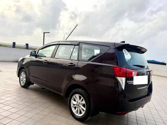 https://images10.gaadi.com/usedcar_image/4569469/original/processed_36ebe3be-fbc1-4580-b93c-5b5601d97fe3.jpg?imwidth=6402