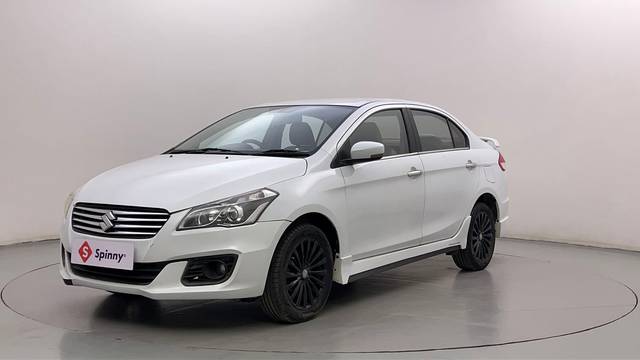 https://images10.gaadi.com/usedcar_image/4569480/original/f4198c1b6a31f24746fbd14b8b7fc1a7.JPG?imwidth=6400
