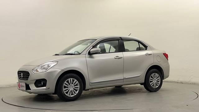 https://images10.gaadi.com/usedcar_image/4569491/original/7041af1293d553b1dd1dce3d4460977d.JPG?imwidth=6400