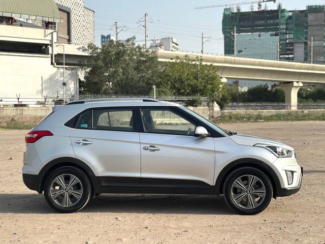 https://images10.gaadi.com/usedcar_image/4569509/original/5af30603-3687-40d3-a6b9-909199a6795d.jpg?imwidth=6400