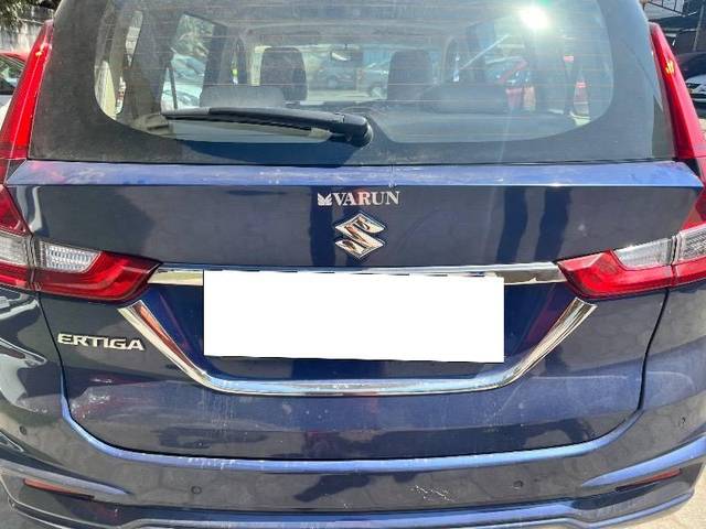 https://images10.gaadi.com/usedcar_image/4569579/original/processed_fe7c7ea7-bef2-40e2-be3d-ec55a7fcd694.jpeg?imwidth=6401