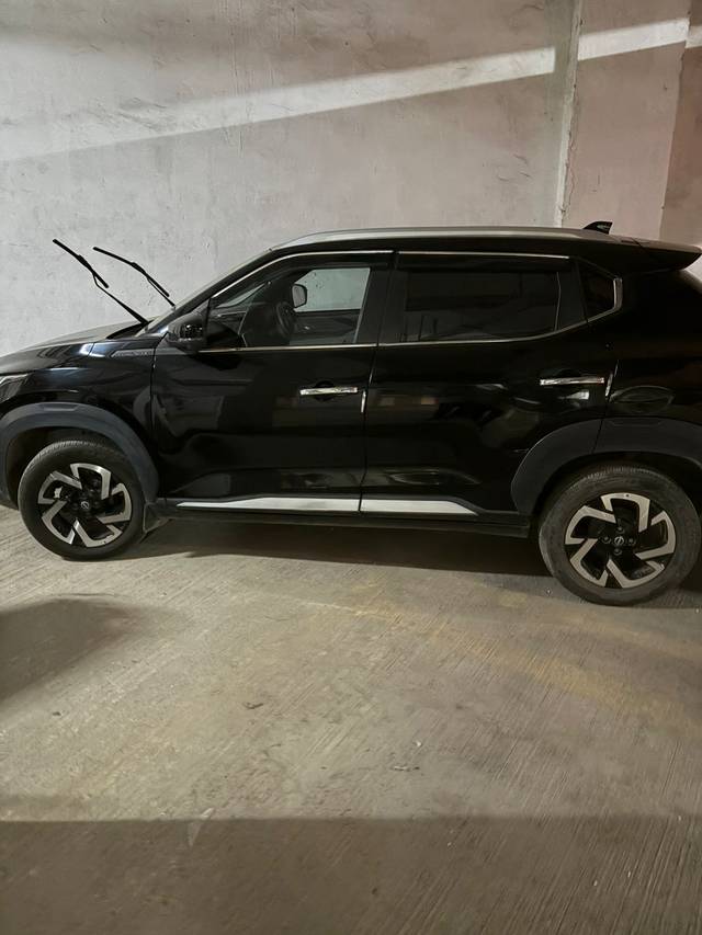 https://images10.gaadi.com/usedcar_image/4569590/original/93f4b927-4326-4286-87e4-a11272f282ae.jpg?imwidth=6400