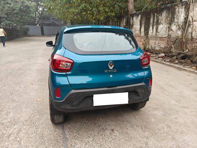 https://images10.gaadi.com/usedcar_image/4569598/original/processed_71e666d7c1c6a0229440739cac4092a0.jpg?imwidth=6402