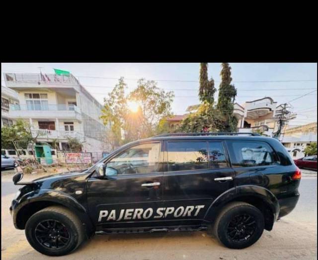https://images10.gaadi.com/usedcar_image/4569603/original/processed_ad0c7f1b-1f36-4d3f-a052-ad6b58056eea.jpg?imwidth=6400