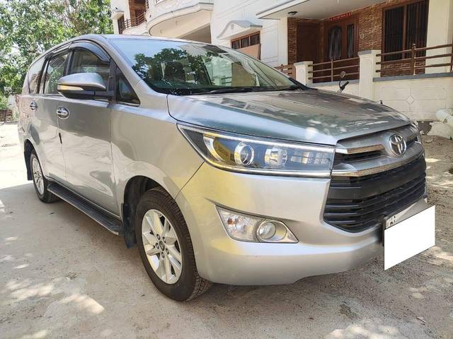 https://images10.gaadi.com/usedcar_image/4569646/original/processed_2db83bb39e33eb0cb7e0991b094320d8.jpg?imwidth=6400