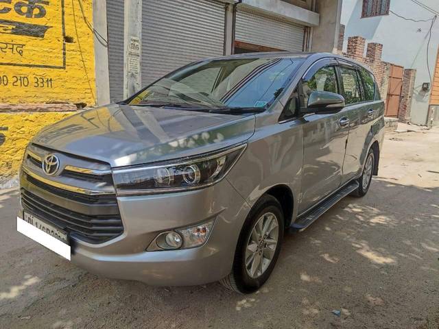 https://images10.gaadi.com/usedcar_image/4569646/original/processed_a800133ee5bc8bc75fb29da2a4313f37.jpg?imwidth=6402
