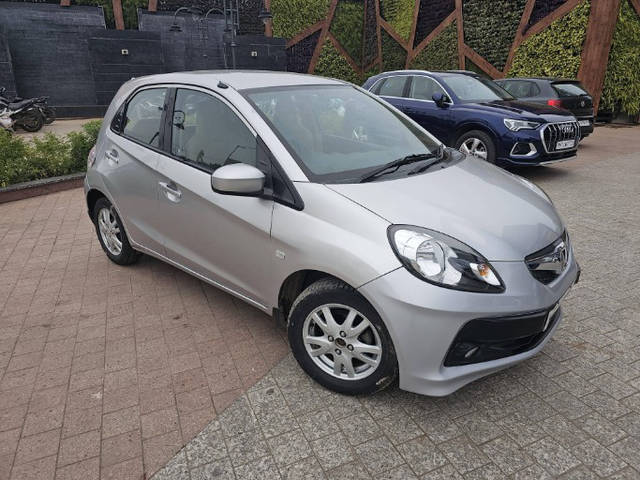 https://images10.gaadi.com/usedcar_image/4569655/original/44598b0c4a17f88d020c90512f9eb643.png?imwidth=6400