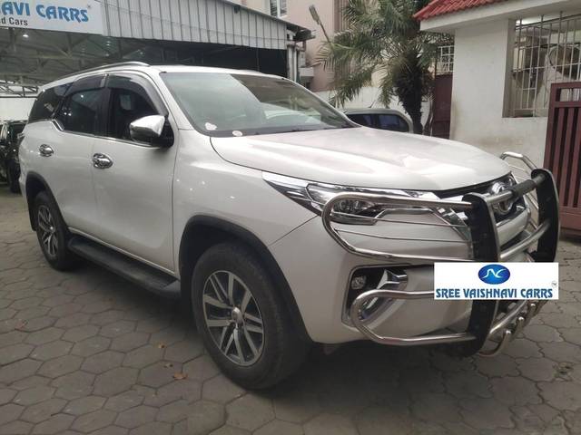 https://images10.gaadi.com/usedcar_image/4569660/original/processed_5eae4f2b77092499b046efcbc84604ad.jpeg?imwidth=6400