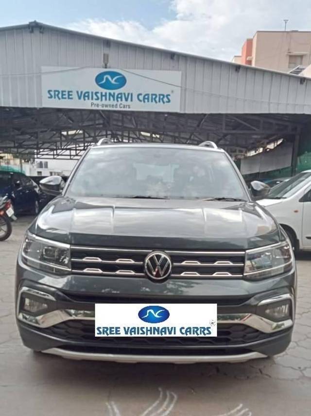https://images10.gaadi.com/usedcar_image/4569664/original/processed_2c195163d1a678fce03bb1e2cef7ab46.jpeg?imwidth=6402