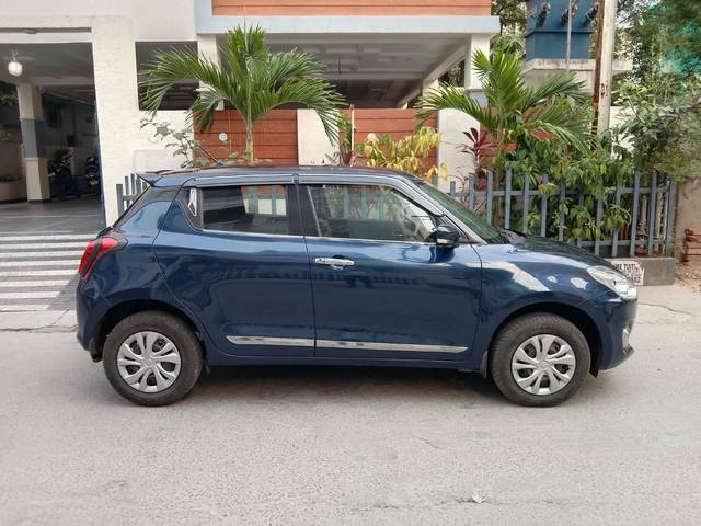 https://images10.gaadi.com/usedcar_image/4569694/original/processed_ef5d12e1fe2ee5d0995c7932e3bbd6a3.jpg?imwidth=6401