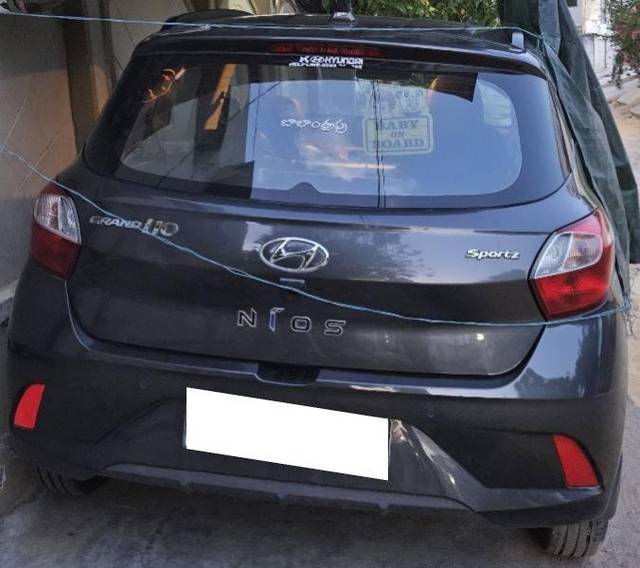 https://images10.gaadi.com/usedcar_image/4569697/original/processed_38e3ae13-a0da-4d99-af27-dabb62cea1f7.jpg?imwidth=6401